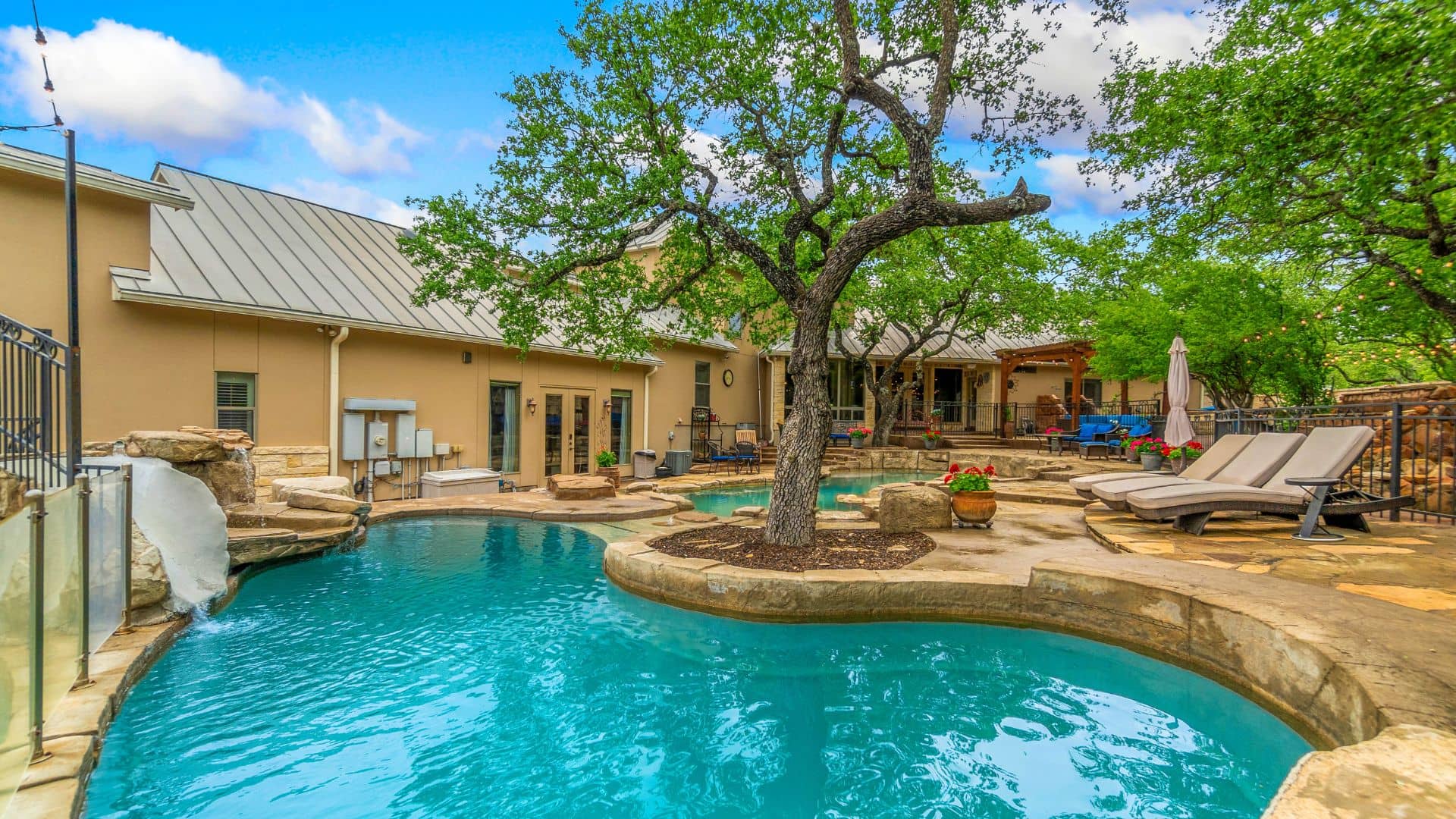 Upscale red brick home in Plano TX – sell my house fast for cash in any condition, no repairs needed